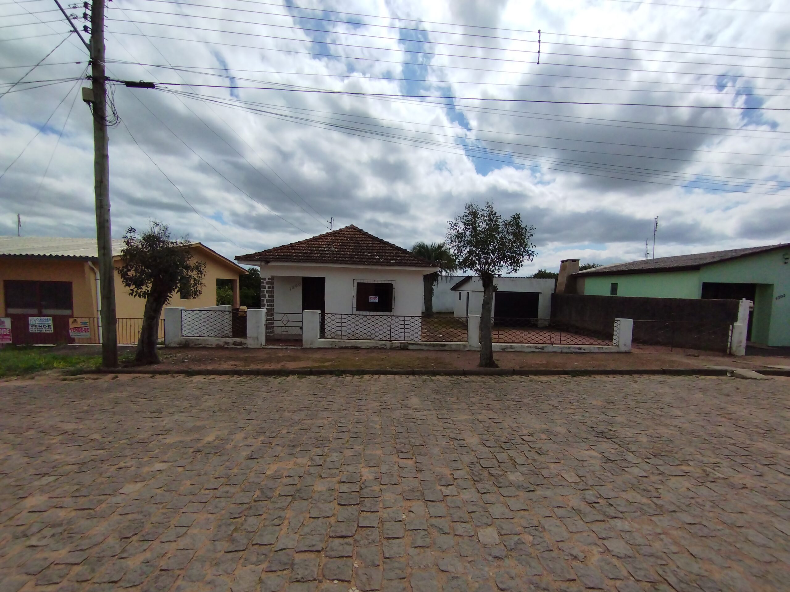 CASA A VENDA: